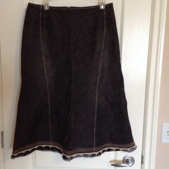 Women's Denim Skirt With Lace Trim, Size 12 - Picture 1 of 5
